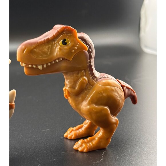 2020 Jurassic Park World Camp Cretaceous McDonalds Dinosaurs T-Rex Triceratops - Picture 5 of 16